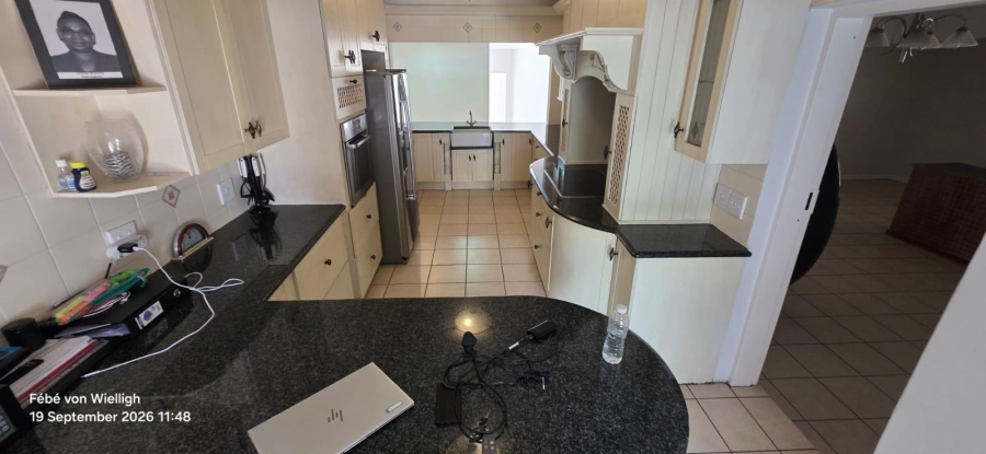 6 Bedroom Property for Sale in Noordheuwel Gauteng