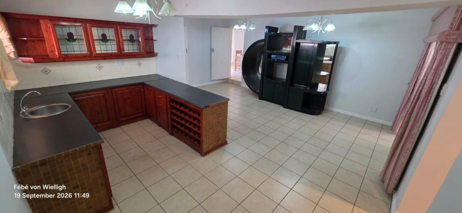 6 Bedroom Property for Sale in Noordheuwel Gauteng