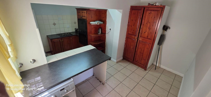 6 Bedroom Property for Sale in Noordheuwel Gauteng