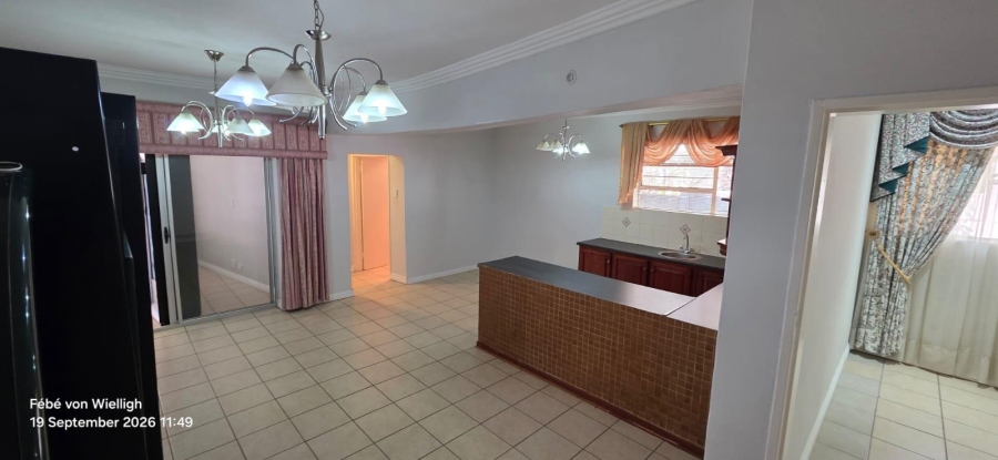 6 Bedroom Property for Sale in Noordheuwel Gauteng