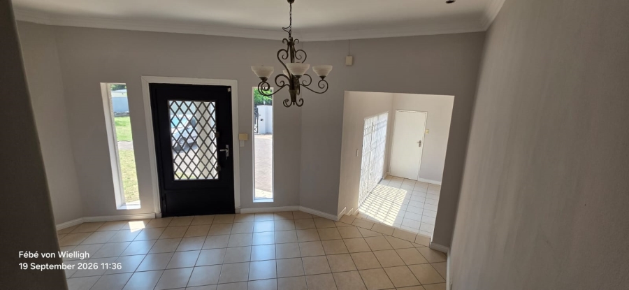 6 Bedroom Property for Sale in Noordheuwel Gauteng