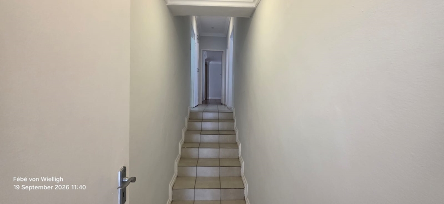 6 Bedroom Property for Sale in Noordheuwel Gauteng