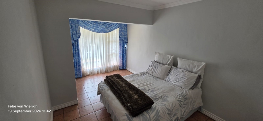 6 Bedroom Property for Sale in Noordheuwel Gauteng