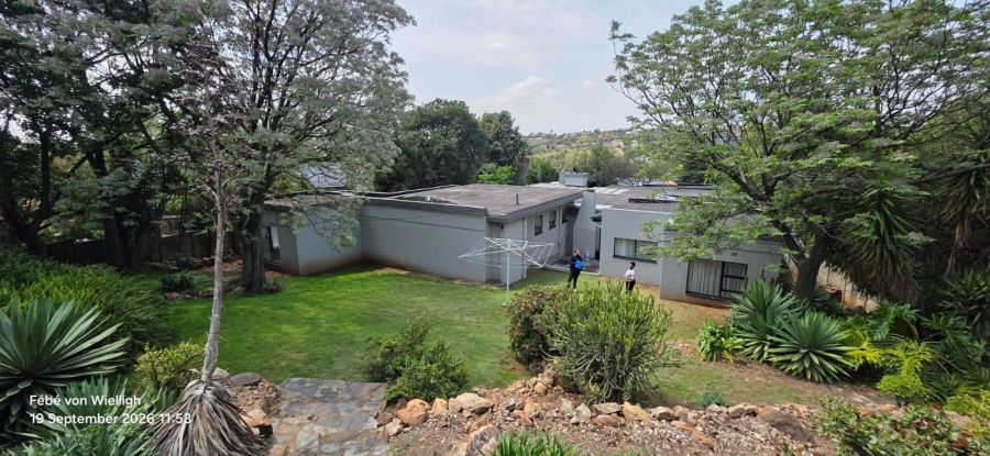 6 Bedroom Property for Sale in Noordheuwel Gauteng