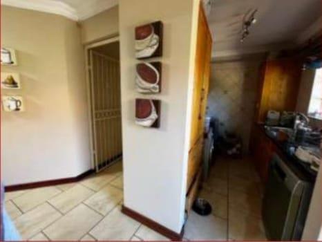 To Let 4 Bedroom Property for Rent in Eldoraigne Gauteng