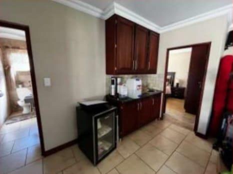 To Let 4 Bedroom Property for Rent in Eldoraigne Gauteng