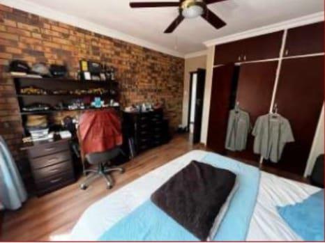 To Let 4 Bedroom Property for Rent in Eldoraigne Gauteng