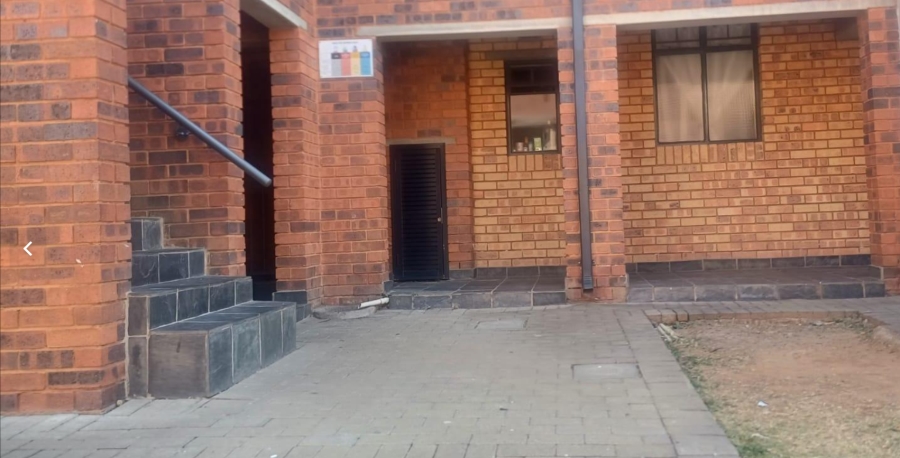 2 Bedroom Property for Sale in Alveda Park Gauteng