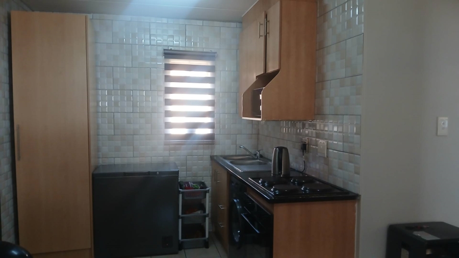 2 Bedroom Property for Sale in Alveda Park Gauteng