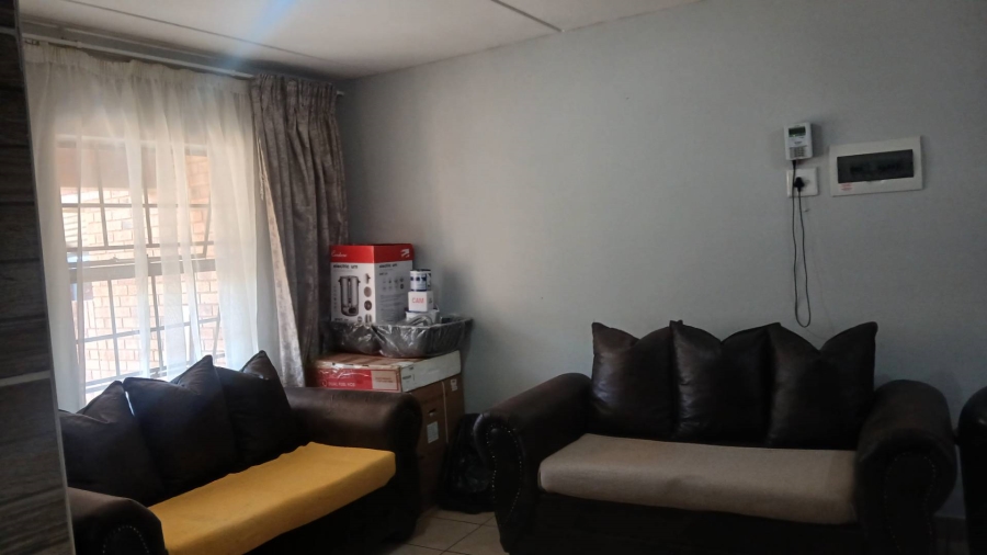 2 Bedroom Property for Sale in Alveda Park Gauteng