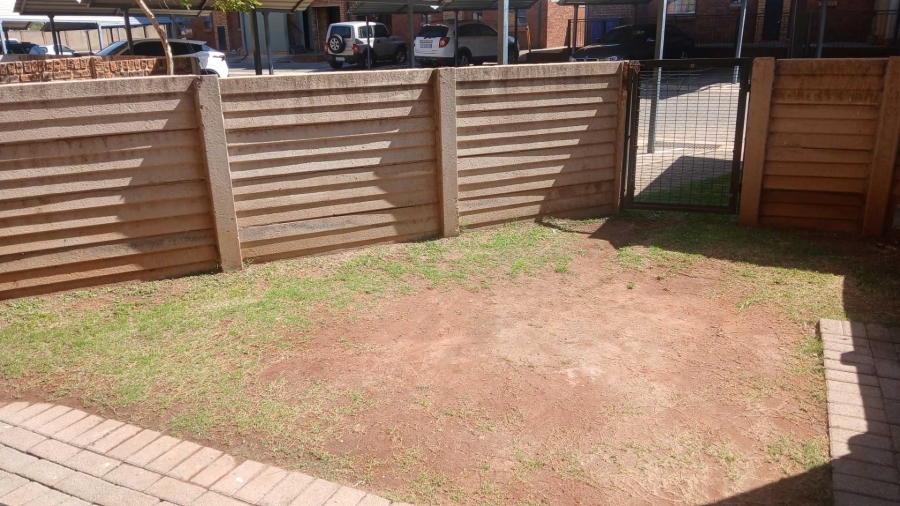 2 Bedroom Property for Sale in Alveda Park Gauteng