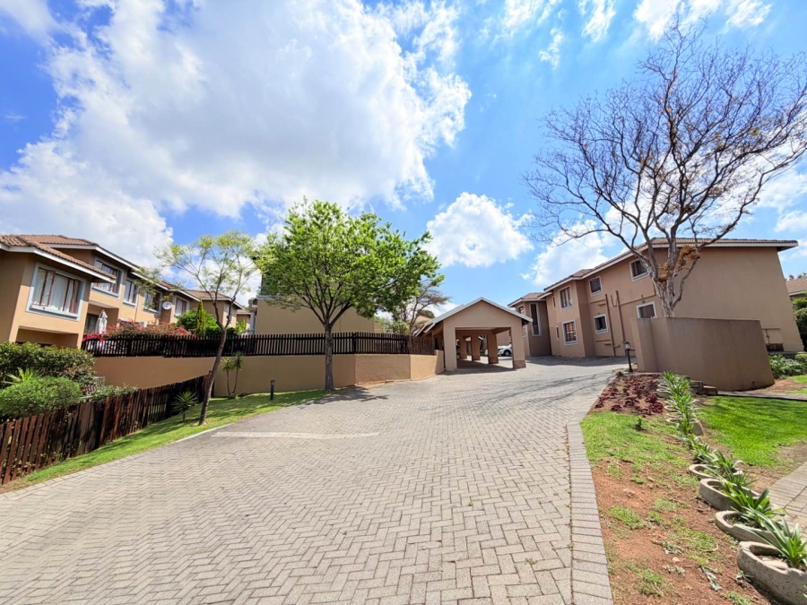 2 Bedroom Property for Sale in Paulshof Gauteng