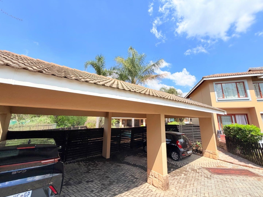 2 Bedroom Property for Sale in Paulshof Gauteng