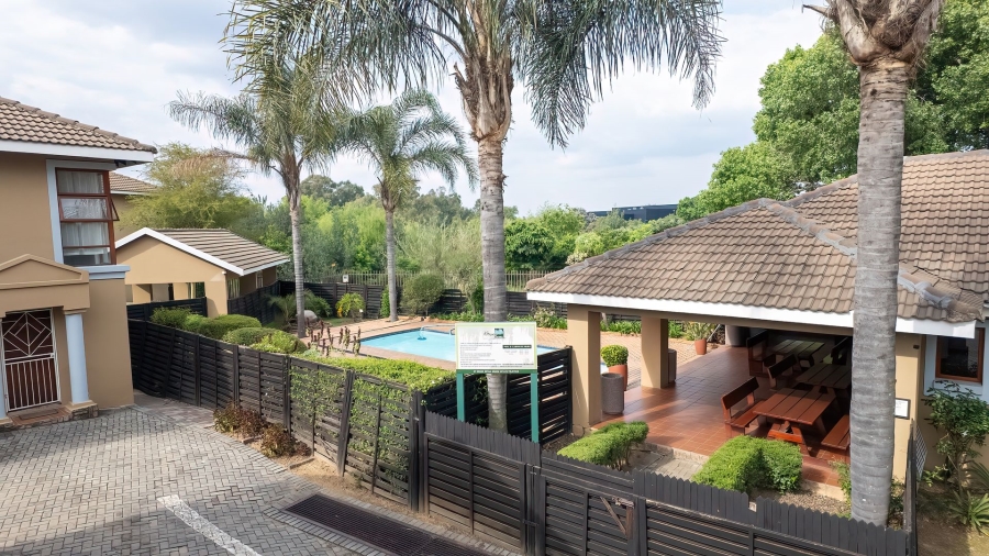 2 Bedroom Property for Sale in Paulshof Gauteng