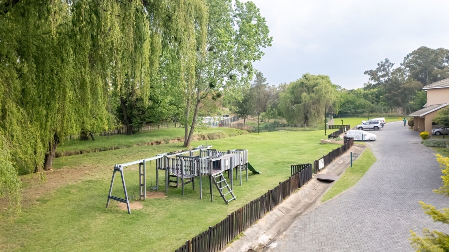 2 Bedroom Property for Sale in Paulshof Gauteng