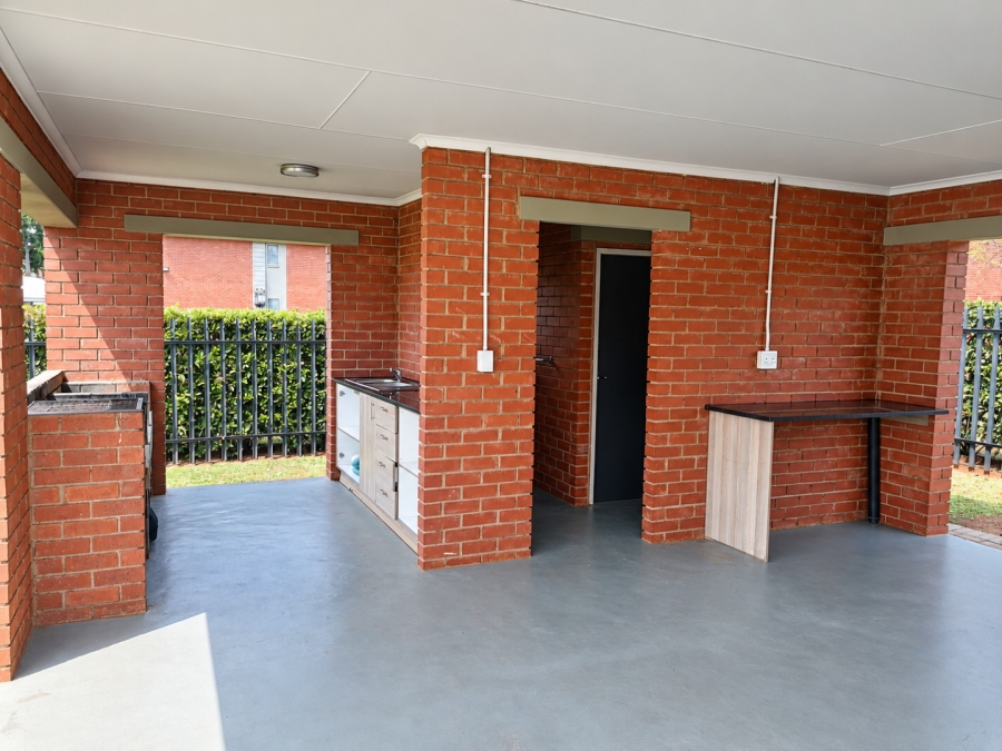 2 Bedroom Property for Sale in Theresa Park Gauteng