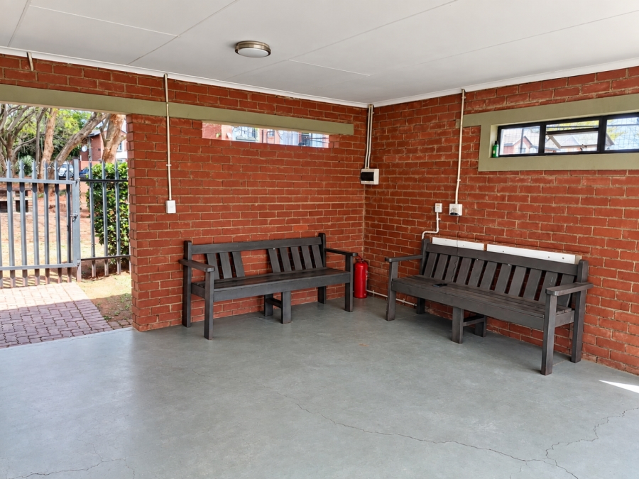 2 Bedroom Property for Sale in Theresa Park Gauteng
