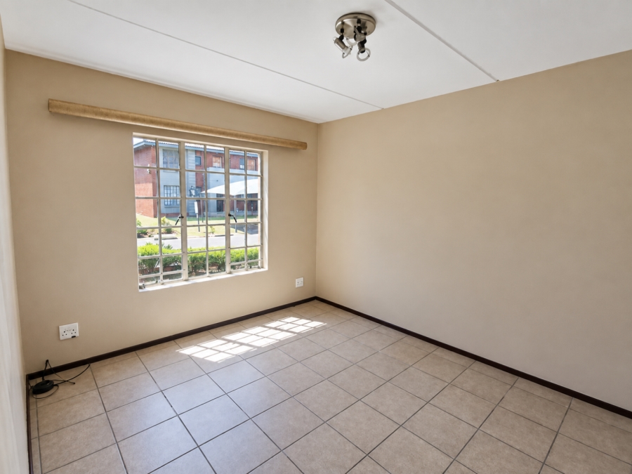 2 Bedroom Property for Sale in Theresa Park Gauteng