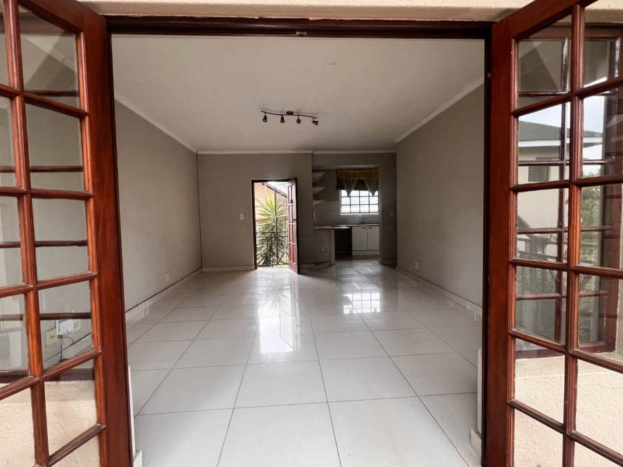 2 Bedroom Property for Sale in Northwold Gauteng