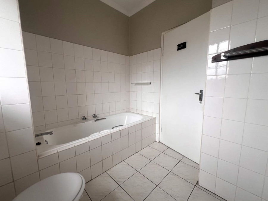 2 Bedroom Property for Sale in Northwold Gauteng