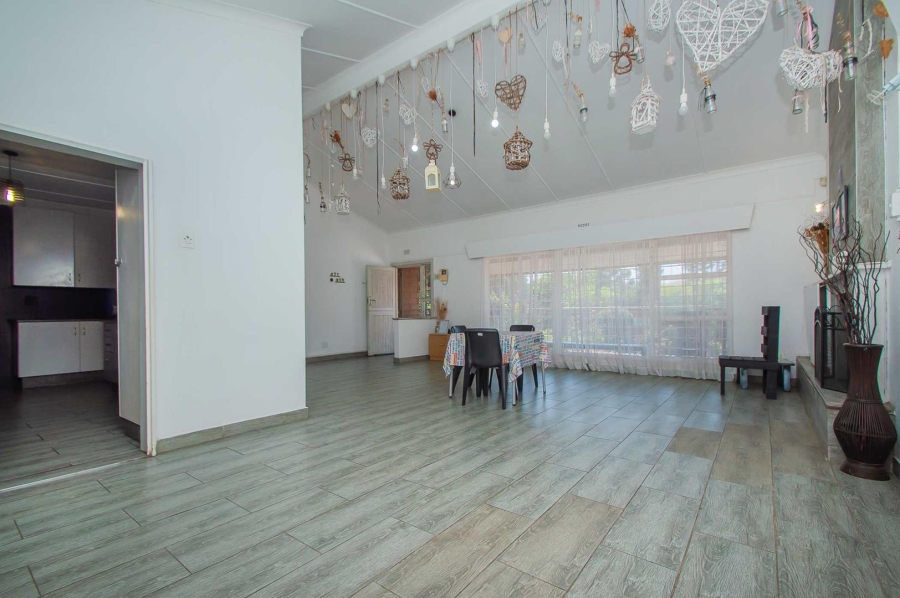 5 Bedroom Property for Sale in Blairgowrie Gauteng