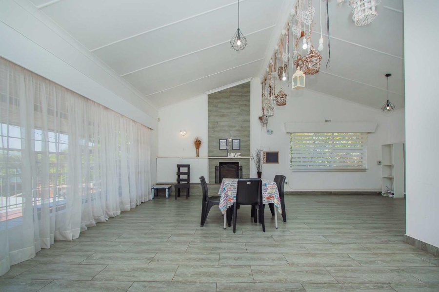 5 Bedroom Property for Sale in Blairgowrie Gauteng