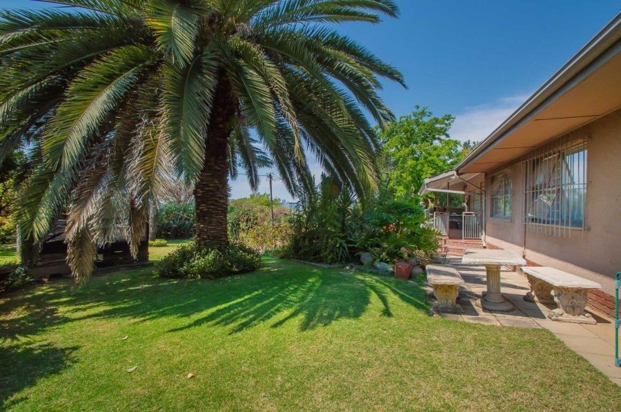 5 Bedroom Property for Sale in Blairgowrie Gauteng