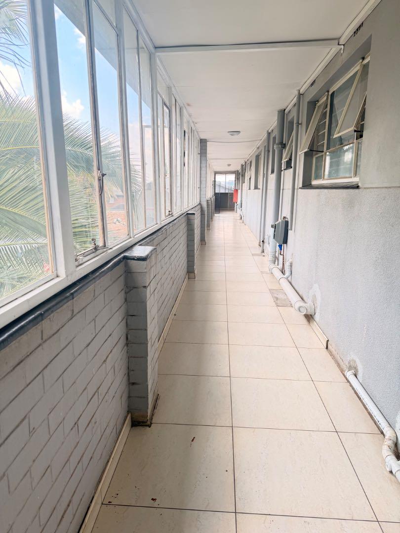 To Let 2 Bedroom Property for Rent in Pierneef Park Gauteng