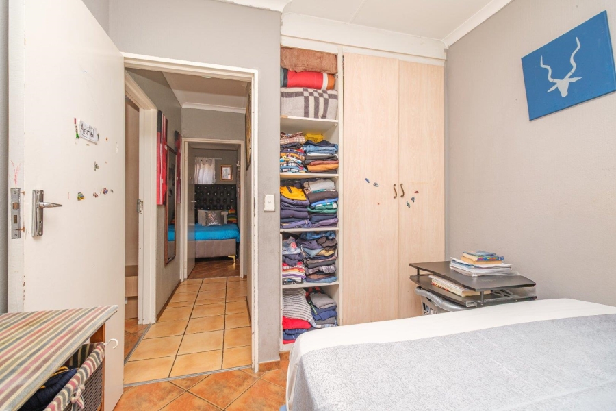 3 Bedroom Property for Sale in Die Hoewes Gauteng