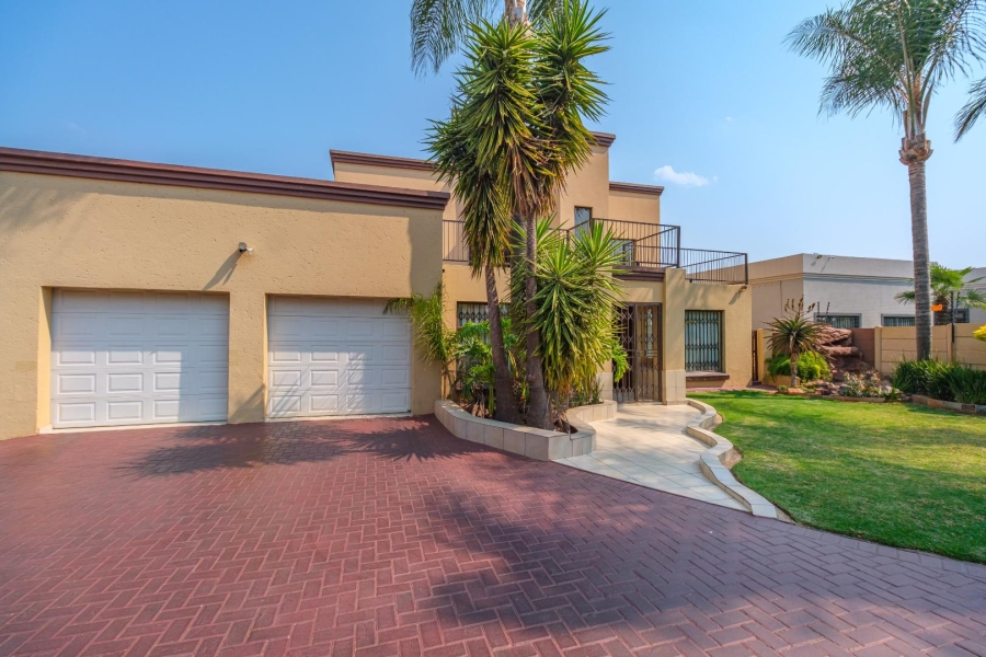 3 Bedroom Property for Sale in Highveld Gauteng