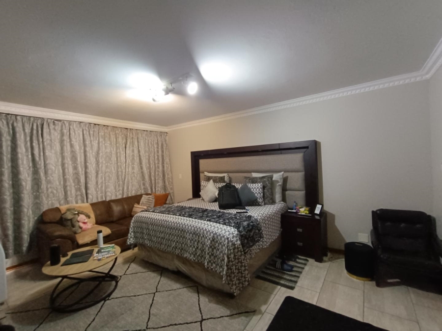 3 Bedroom Property for Sale in Brooklyn Gauteng