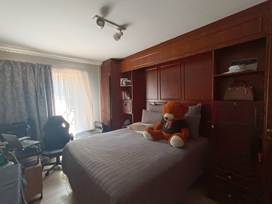 3 Bedroom Property for Sale in Brooklyn Gauteng
