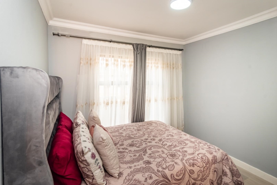 3 Bedroom Property for Sale in Wildtuinpark Gauteng