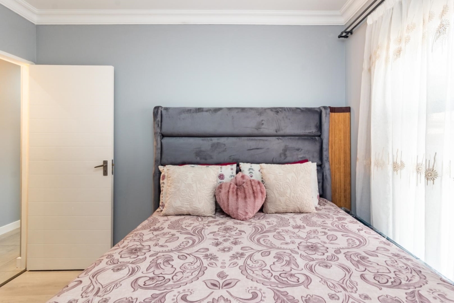 3 Bedroom Property for Sale in Wildtuinpark Gauteng
