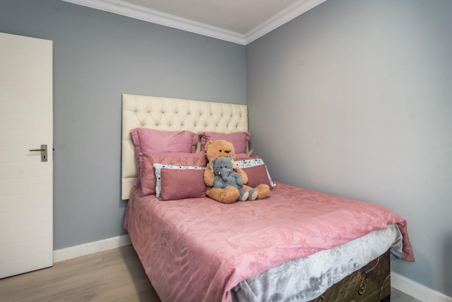 3 Bedroom Property for Sale in Wildtuinpark Gauteng