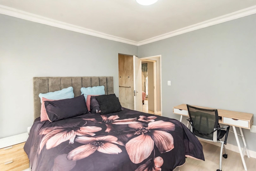3 Bedroom Property for Sale in Wildtuinpark Gauteng