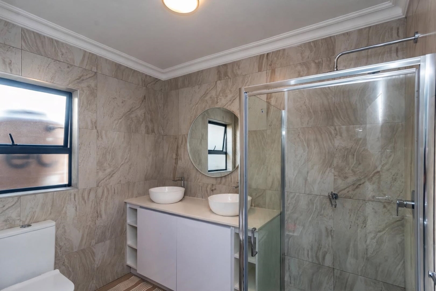 3 Bedroom Property for Sale in Wildtuinpark Gauteng