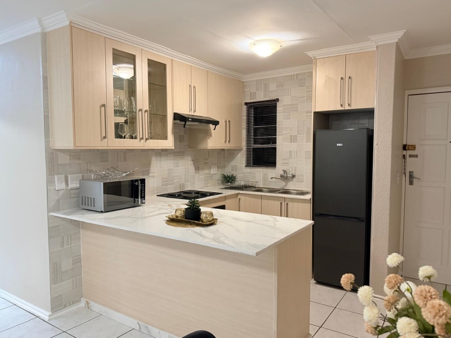 To Let 2 Bedroom Property for Rent in Morningside Gauteng