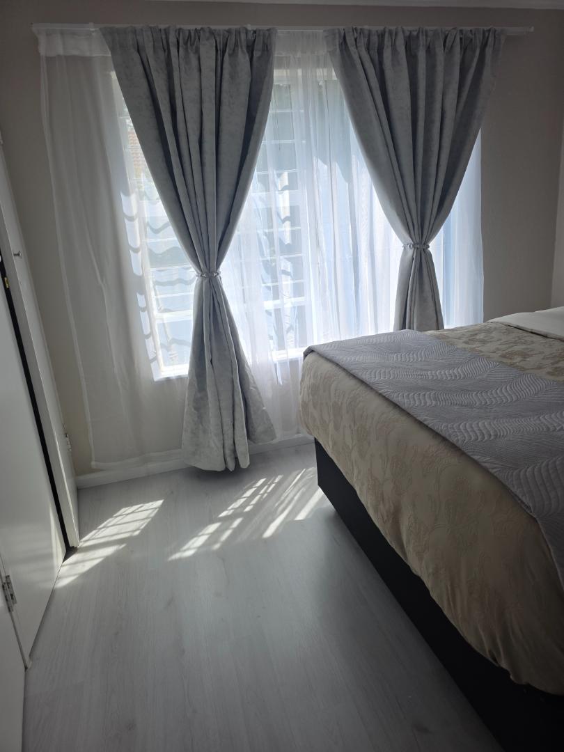 To Let 2 Bedroom Property for Rent in Morningside Gauteng