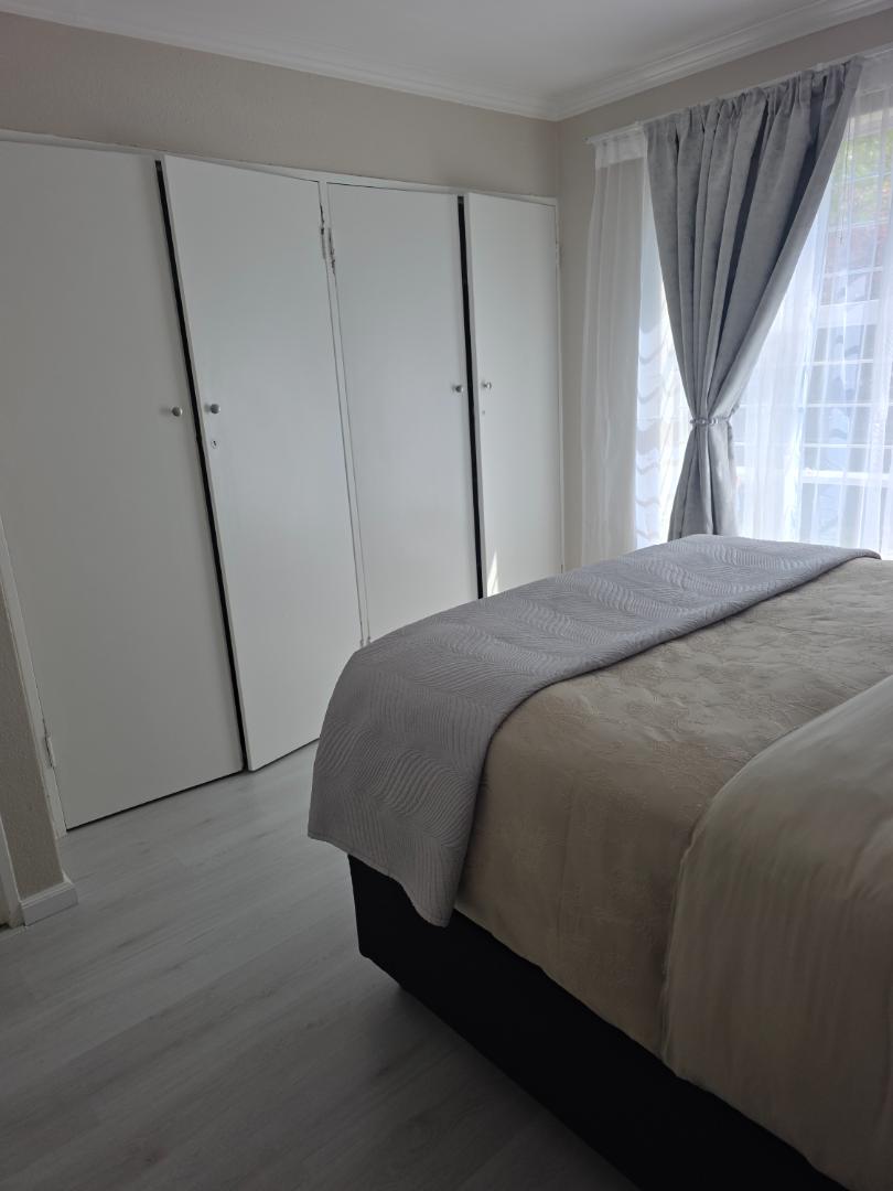 To Let 2 Bedroom Property for Rent in Morningside Gauteng