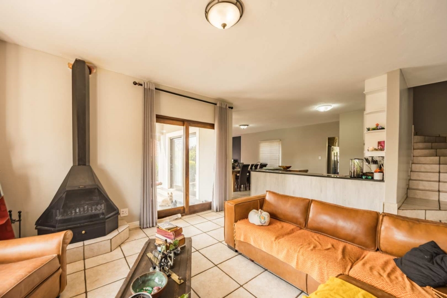 3 Bedroom Property for Sale in Wapadrand Gauteng