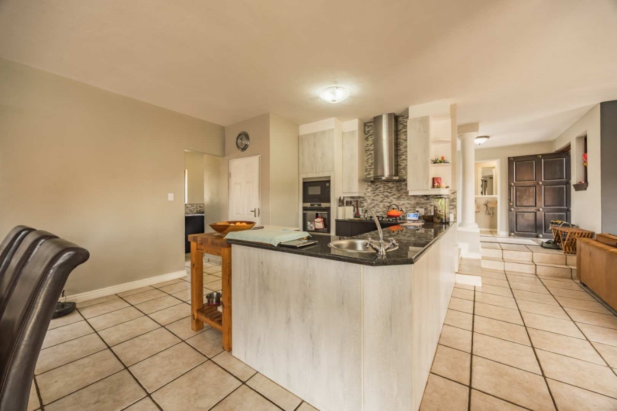 3 Bedroom Property for Sale in Wapadrand Gauteng