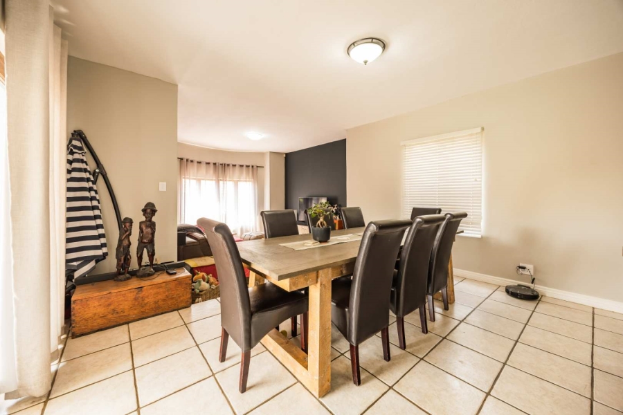 3 Bedroom Property for Sale in Wapadrand Gauteng