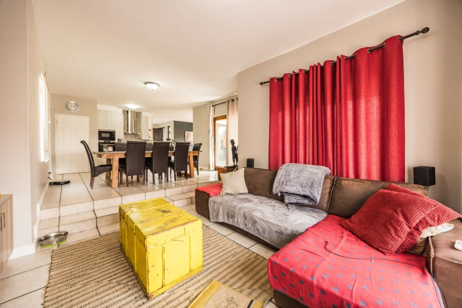 3 Bedroom Property for Sale in Wapadrand Gauteng