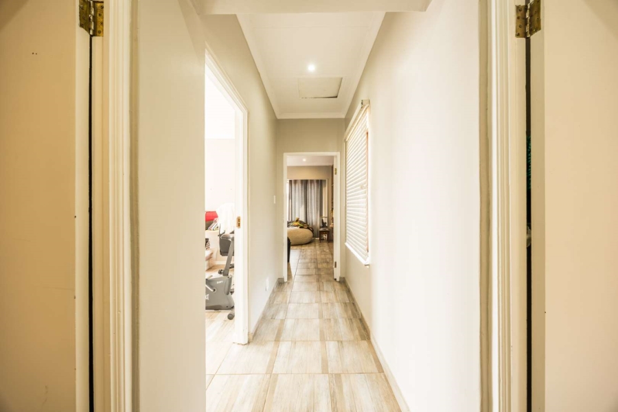 3 Bedroom Property for Sale in Wapadrand Gauteng