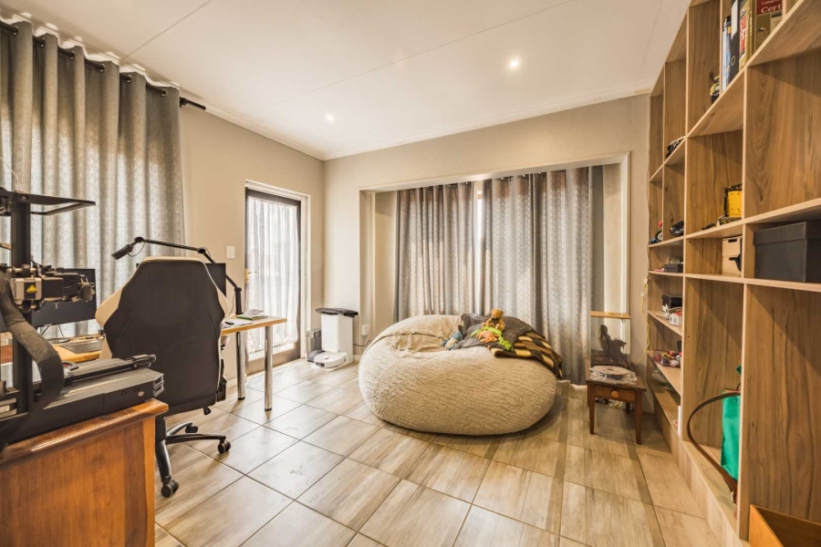 3 Bedroom Property for Sale in Wapadrand Gauteng