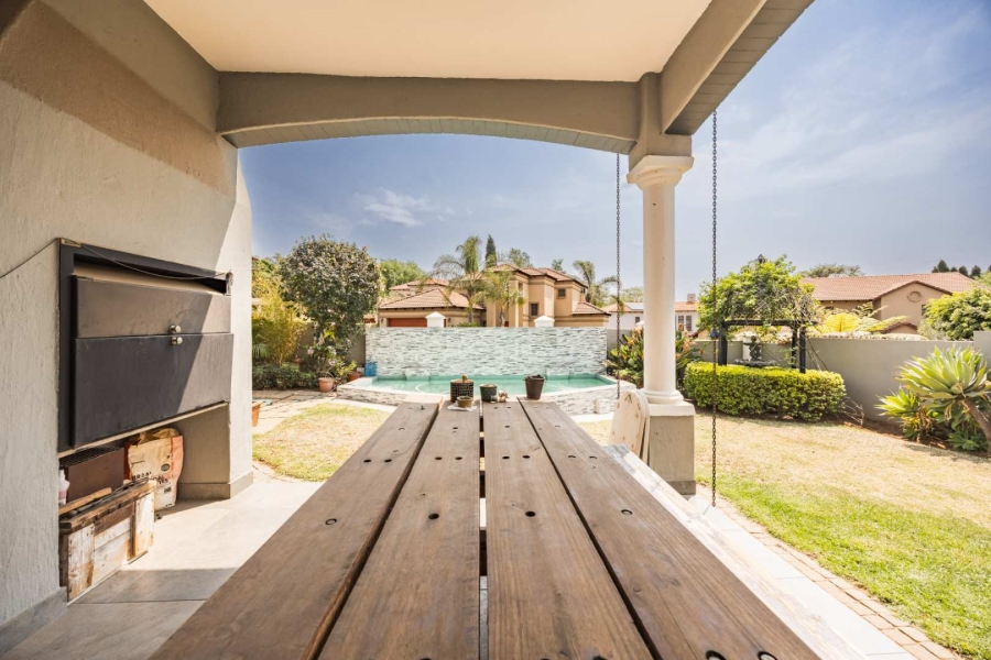 3 Bedroom Property for Sale in Wapadrand Gauteng