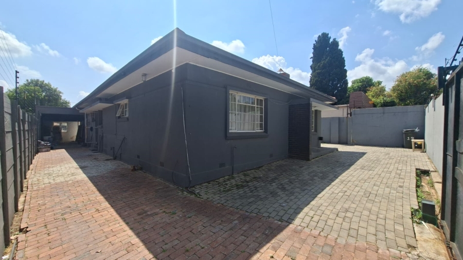 4 Bedroom Property for Sale in Sydenham Gauteng