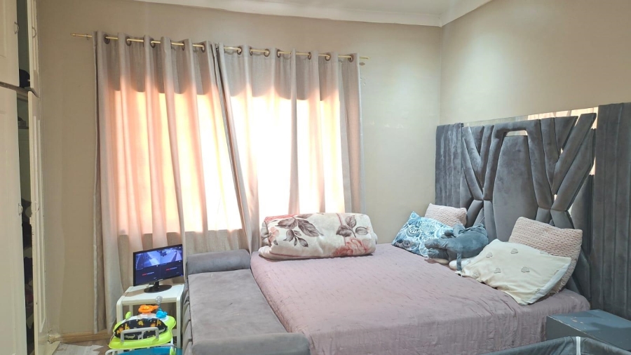 4 Bedroom Property for Sale in Sydenham Gauteng