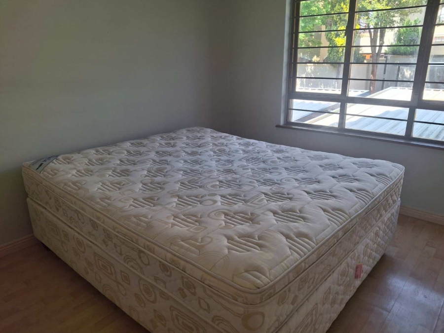 To Let 2 Bedroom Property for Rent in Morningside Gauteng